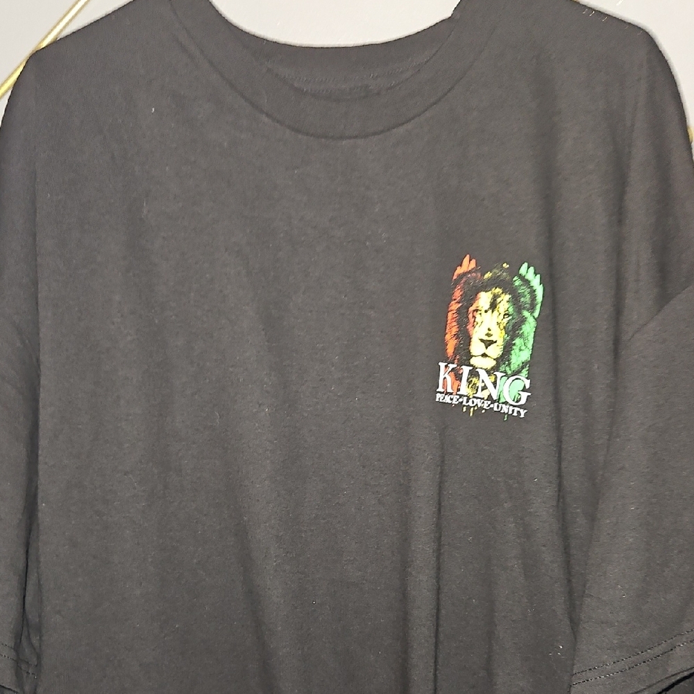 Black Graphic T-Shirt with Colorful Print King Rasta Peace Love Unity